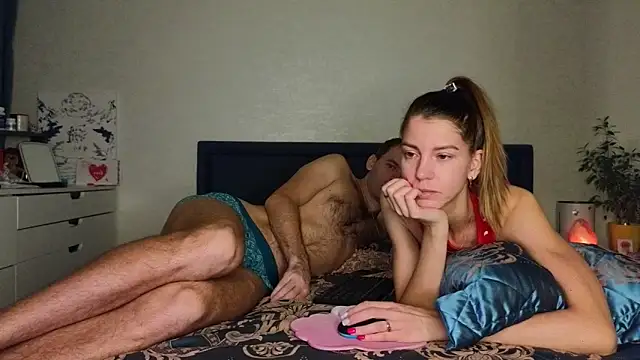 FoxLoveBasik online show from March 17, 2:30 am