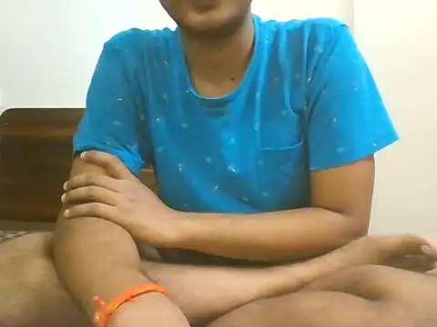 Dusky Aarav online show from November 4, 3:11 pm