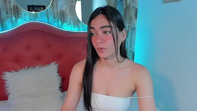 Emma Sophia2 online show from December 5, 6:21 am