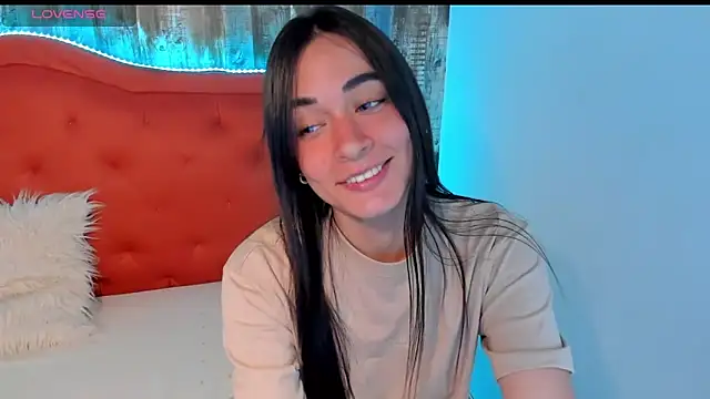 Emma Sophia2 online show from February 11, 7:44 am