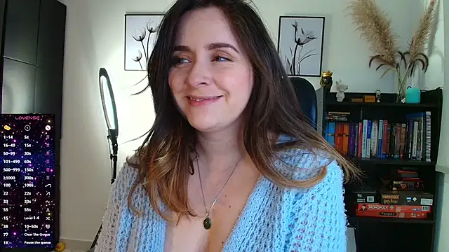 Snapshot of miss_seline chatting on July 15, 12:38 am miss seline online show from July 15, 12:38 am