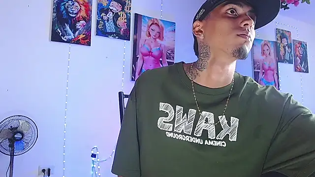 Liam lee online show from October 17, 11:51 pm