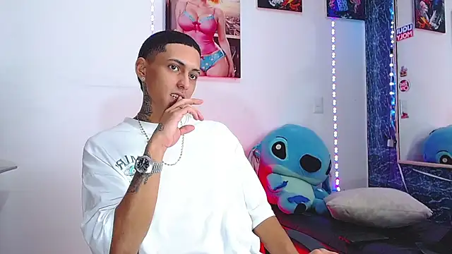 Liam lee online show from November 1, 1:02 pm