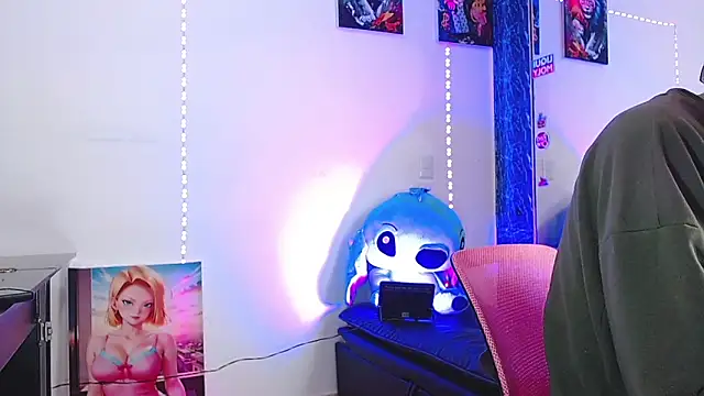 Liam lee online show from November 14, 2:49 pm