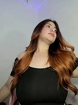 Snapshot of Scarlet_garnet chatting on November 5, 3:06 am Scarlet garnet online show from November 5, 3:06 am