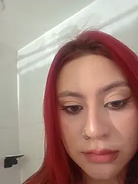 Scarlet garnet online show from June 12, 3:38 am