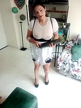 gisellcarter online show from April 7, 2:06 pm