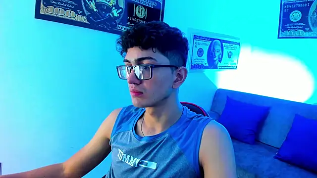 TylerWhite  online show from January 5, 3:00 am