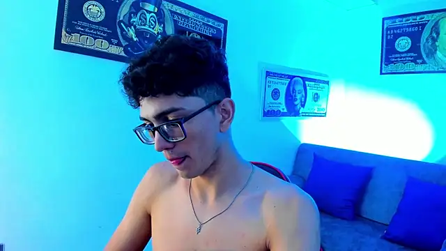 TylerWhite  online show from January 5, 6:24 am