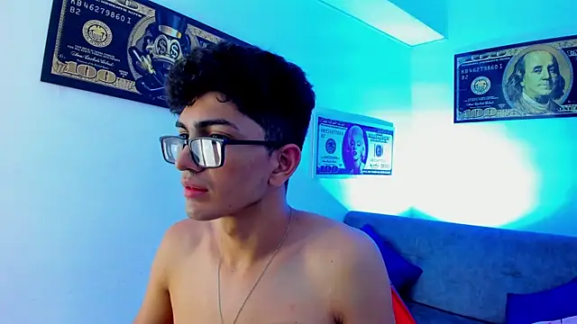 TylerWhite  online show from January 9, 8:55 am