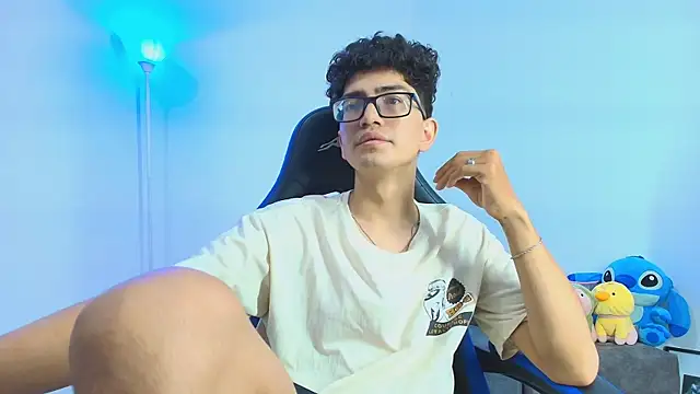 TylerWhite  online show from October 9, 6:22 am