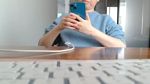 sonyx online show from March 9, 8:29 am