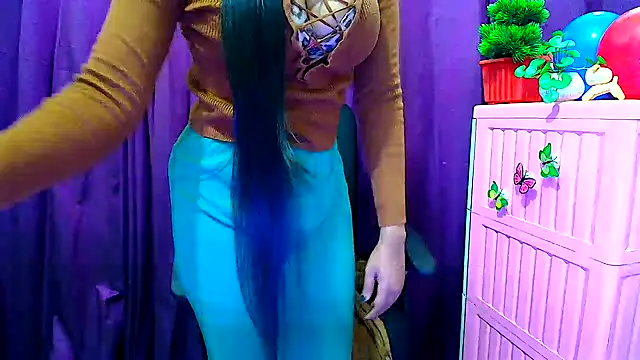 Snapshot of Kashish_11 chatting on December 16, 5:22 pm Kashish 11 online show from December 16, 5:22 pm