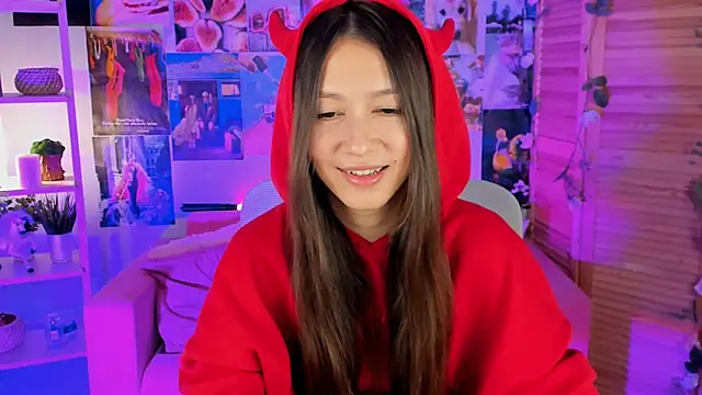 LanaBaker online show from December 9, 2:56 am