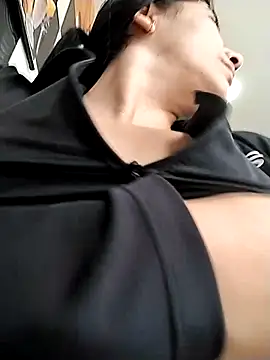 Nathalia-001 online show from March 15, 5:59 pm