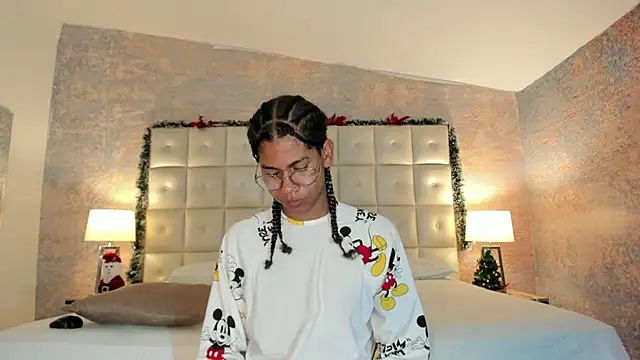 Maxim-Walker online show from January 6, 3:10 am