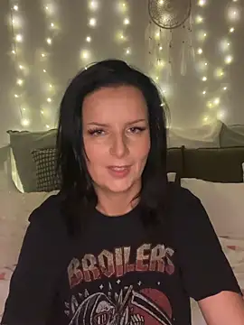 Snapshot of Off__Melonenmandy chatting on February 12, 5:52 pm Off Melonenmandy online show from February 12, 5:52 pm