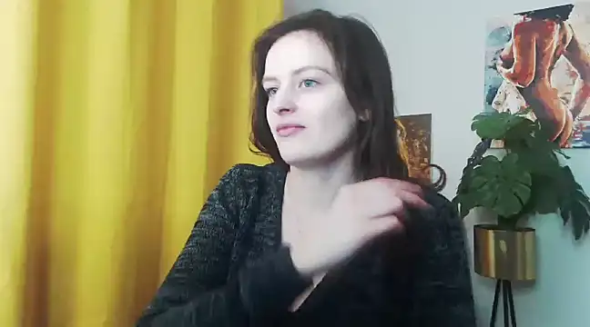 juicyNadine online show from December 9, 6:23 am