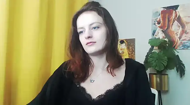 juicyNadine online show from December 10, 6:22 am