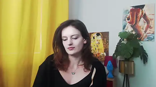 juicyNadine online show from December 17, 9:28 am