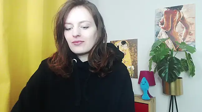 juicyNadine online show from February 17, 6:20 am