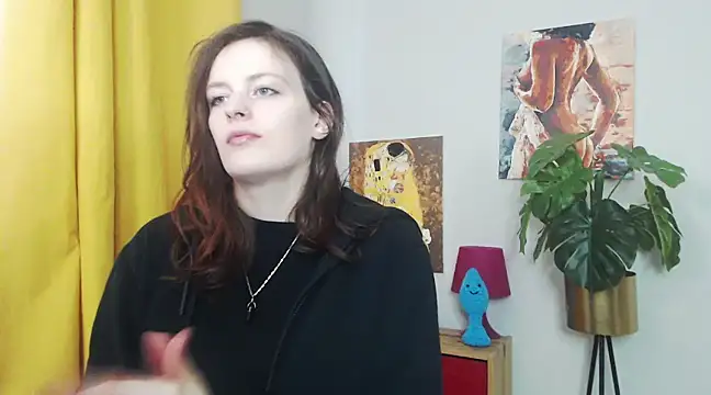 juicyNadine online show from February 21, 6:18 am