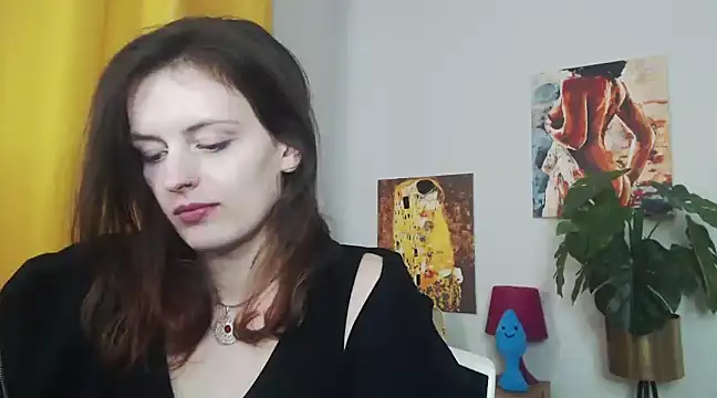 juicyNadine online show from February 25, 9:31 am