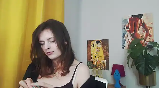 juicyNadine online show from February 26, 9:32 am