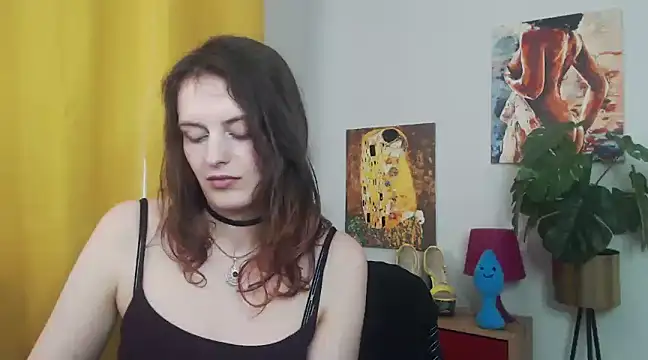 juicyNadine online show from March 12, 12:26 pm