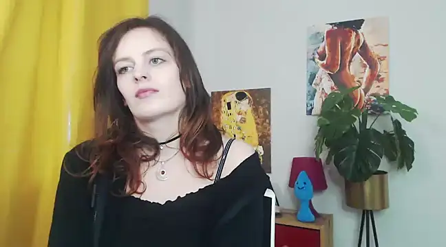 juicyNadine online show from March 21, 9:23 am