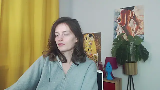 juicyNadine online show from September 29, 5:01 am