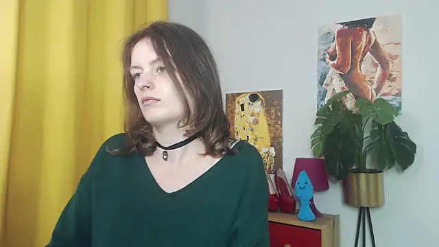 juicyNadine online show from September 30, 5:01 am