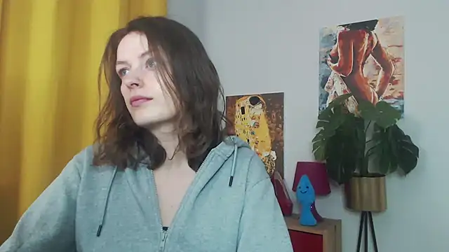 juicyNadine online show from October 8, 4:43 am