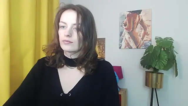 juicyNadine online show from December 1, 5:45 am