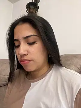 SaritaHot 69 online show from December 26, 4:04 pm