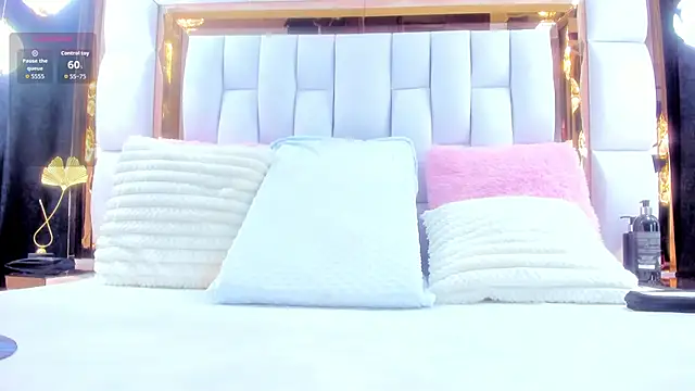 RileySweett online show from November 23, 11:43 am