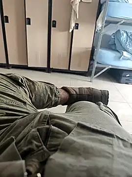 Snapshot of justwatchbaby chatting on January 15, 10:31 am justwatchbaby online show from January 15, 10:31 am