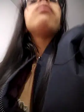 Snapshot of Mariam_Gomezxxx chatting on April 28, 8:58 pm Mariam Gomezxxx online show from April 28, 8:58 pm