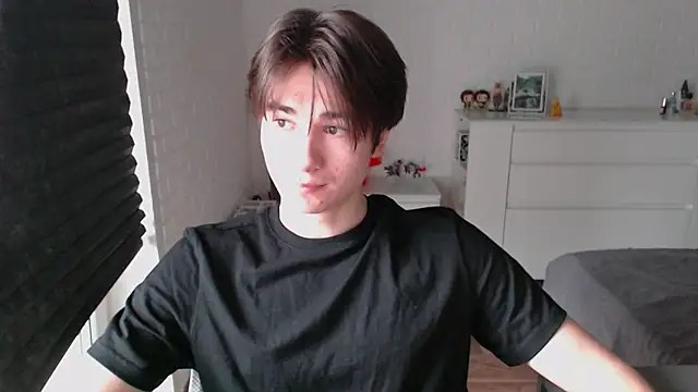 MarkusDean online show from October 9, 11:30 am