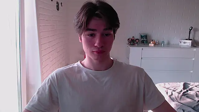 MarkusDean online show from March 28, 1:43 pm