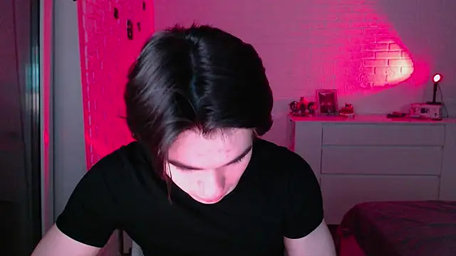 MarkusDean online show from March 31, 3:56 pm