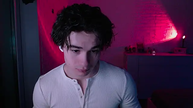 MarkusDean online show from April 12, 4:12 pm