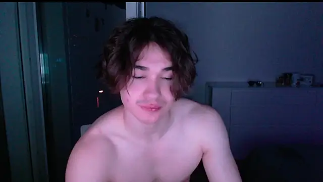 Snapshot of MarkusDean chatting on June 23, 7:56 pm MarkusDean online show from June 23, 7:56 pm
