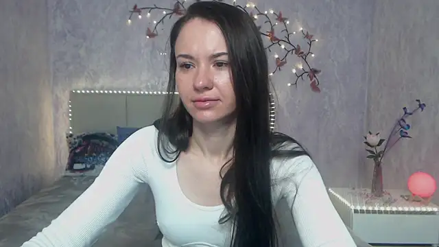 Snapshot of KaraCriegs chatting on February 28, 6:31 pm KaraCriegs online show from February 28, 6:31 pm