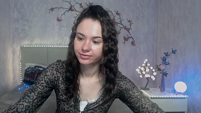 Snapshot of KaraCriegs chatting on March 14, 6:35 pm KaraCriegs online show from March 14, 6:35 pm