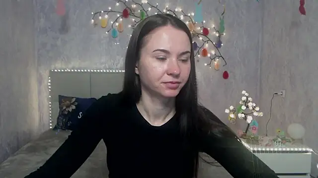 Snapshot of KaraCriegs chatting on April 11, 5:17 pm KaraCriegs online show from April 11, 5:17 pm