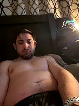 Snapshot of caliguy37 chatting on December 4, 5:33 pm caliguy37 online show from December 4, 5:33 pm