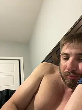 caliguy37 online show from November 19, 2:33 am