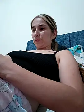 Iris love18 online show from February 11, 3:11 am