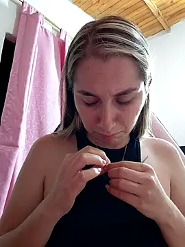 Iris love18 online show from February 14, 2:30 am